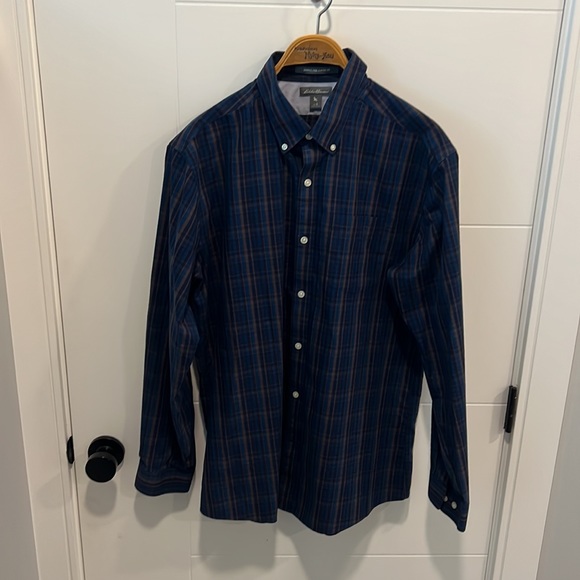 🇺🇸 Eddie Bauer wrinkle free button up shirt size large - Picture 2 of 10